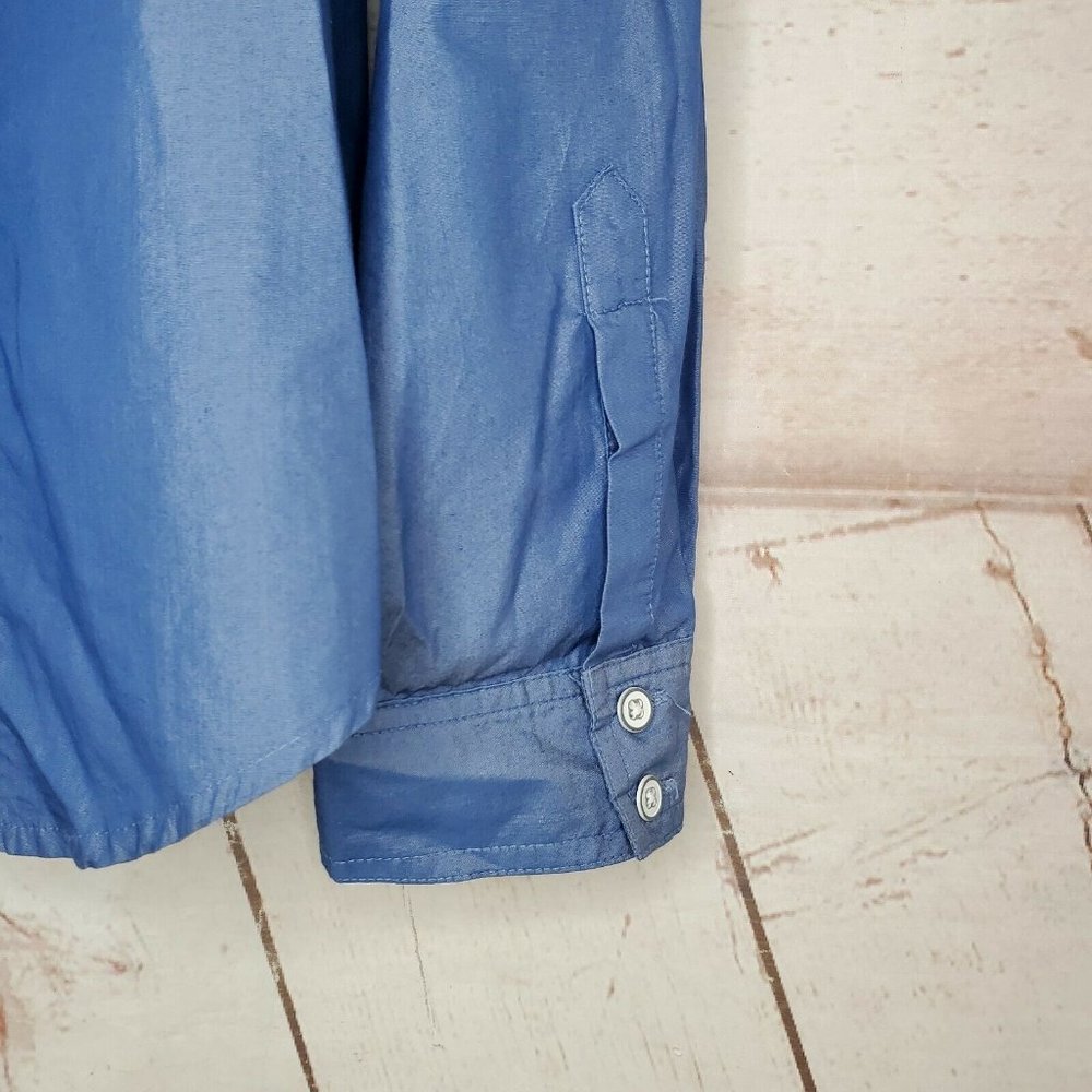 Covington Blue Button Shoulder Designer Shirt - image 6